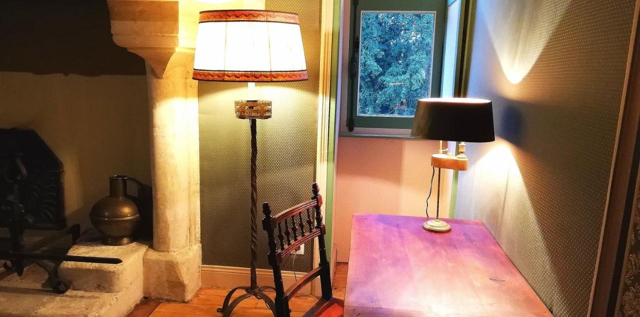 アゼ・ル・リドー マノワール ドゥ ラ トゥーシュ Bed & Breakfast エクステリア 写真